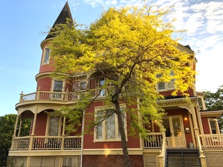 Pinehurst heritage house in James Bay, Victoria